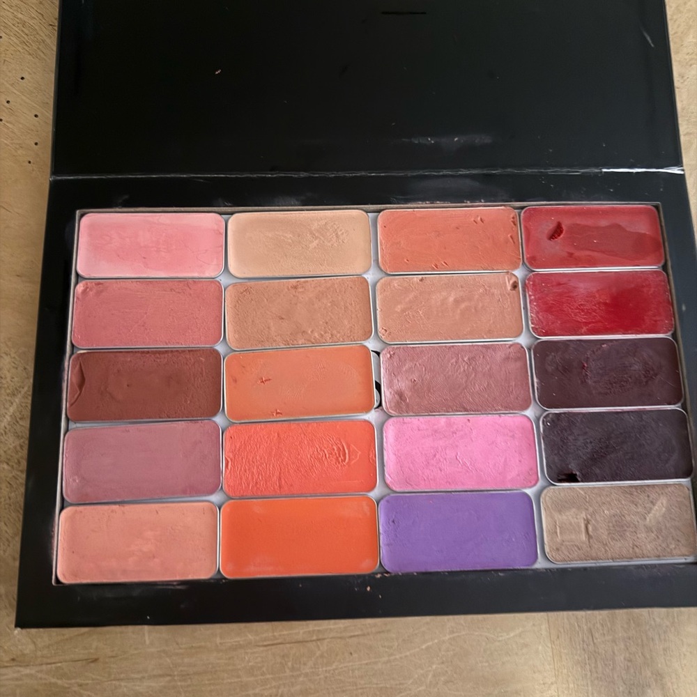 Seint makeup set 42 pc - Picture 2 of 7